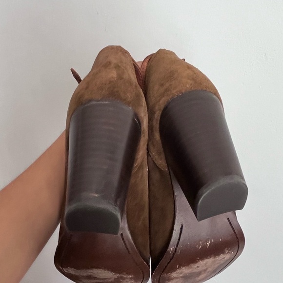 Frye Meghan Ankle Boots Women’s Size 10B Booties Brown Suede Heels - Picture 11 of 13